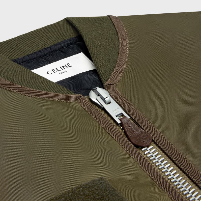 CELINE Kvinder cropped bomber jakke i nylon twill F44FV593 beklædning militærgrønt